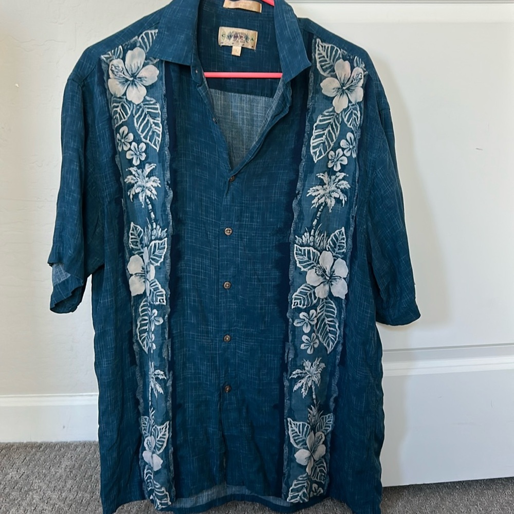 Campia Moda Men’s Blue Floral Hawaiian Shirt